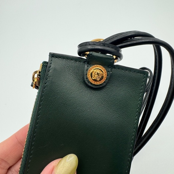 VERSACE Medusa card/ID Holder NWT - Picture 9 of 11